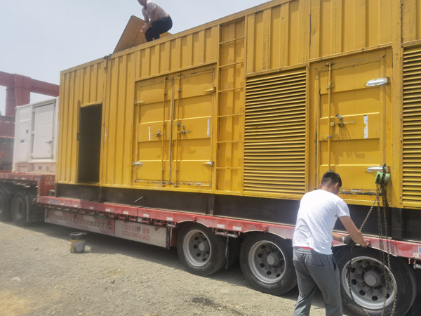 靖州发电机出租100KW发电机需要什么规格的电缆线?